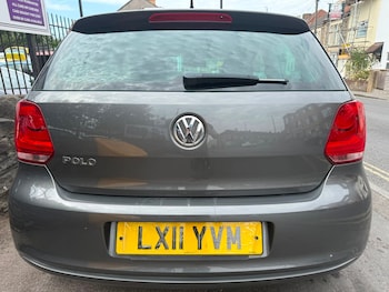 Used Volkswagen Polo 2011 for sale - 79252208: Photo