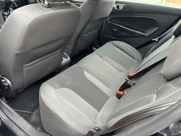 Used Ford Fiesta 2015 for sale - 76236872: Photo 14