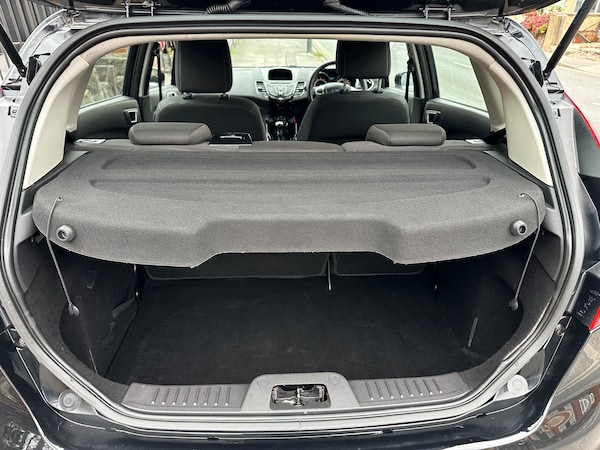 Used Ford Fiesta 2015 for sale - 76236872: Photo 7