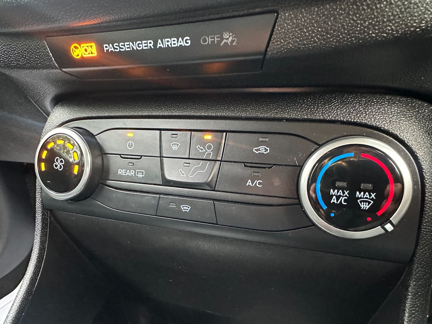 Used Ford Fiesta 2018 for sale - 76665380: Photo 20