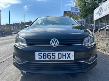 Used Volkswagen Polo 2015 for sale - 79482758: Photo