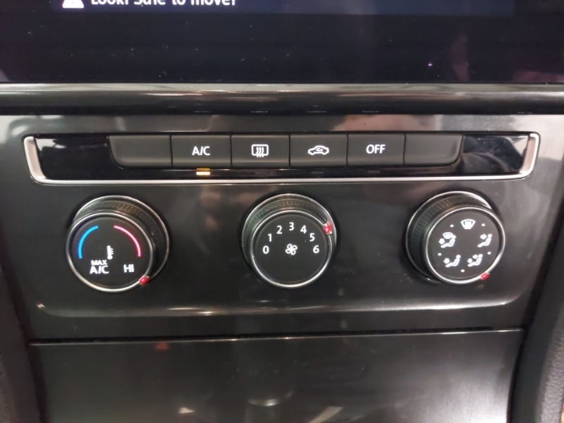 Used Volkswagen Golf 2017 for sale - 77265206: Photo 15