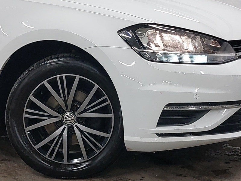 Used Volkswagen Golf 2017 for sale - 77265206: Photo 9