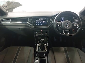 Used Volkswagen T-Roc 2021 for sale - 78580408: Photo