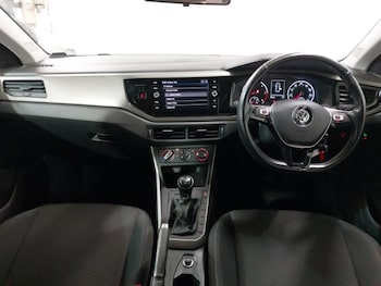 Used Volkswagen Polo 2019 for sale - 79505836: Photo
