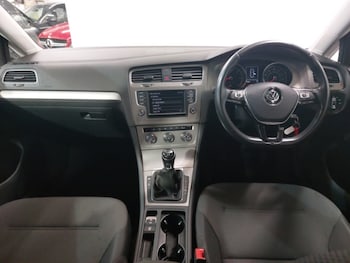 Used Volkswagen Golf 2017 for sale - 78642488: Photo