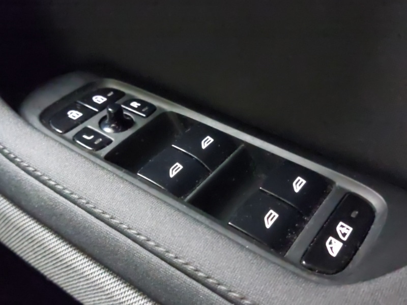 Used Polestar Polestar 2 2023 for sale - 76875468: Photo 15