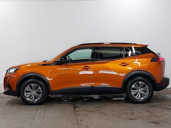 Used Peugeot 2008 2023 for sale - 79086934: Photo