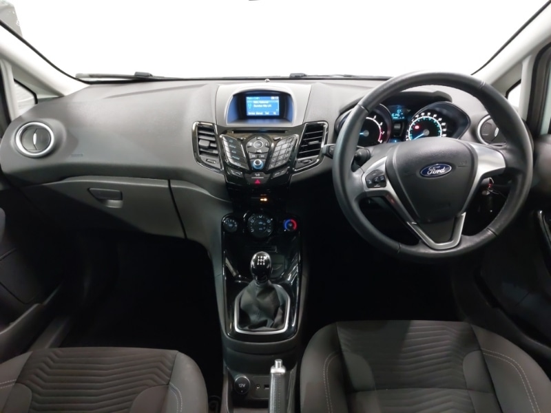 Used Ford Fiesta 2017 for sale - 77999606: Photo 2