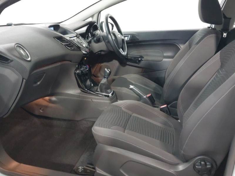 Used Ford Fiesta 2017 for sale - 77999606: Photo 5