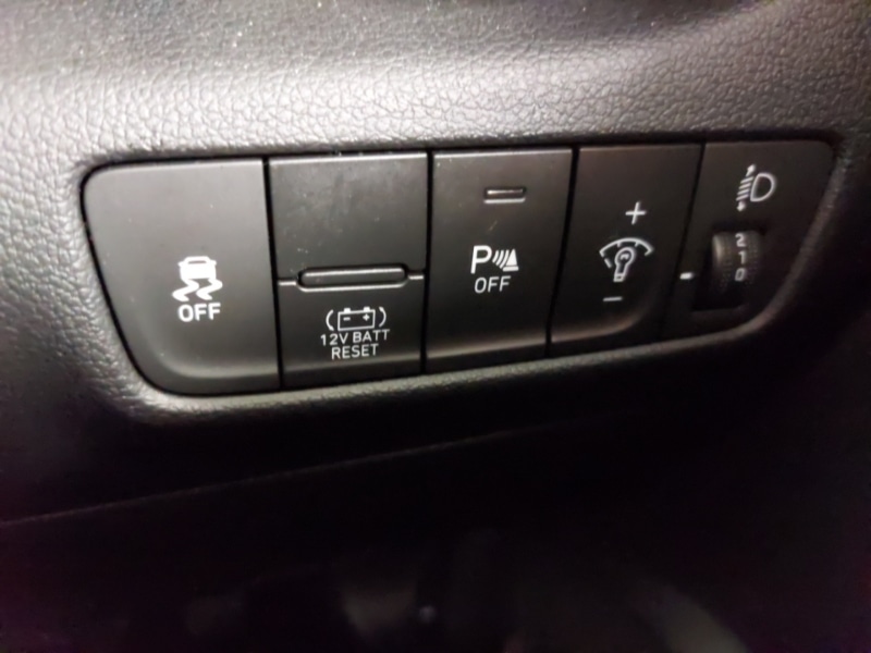 Used Hyundai KONA 2023 for sale - 77034926: Photo 18