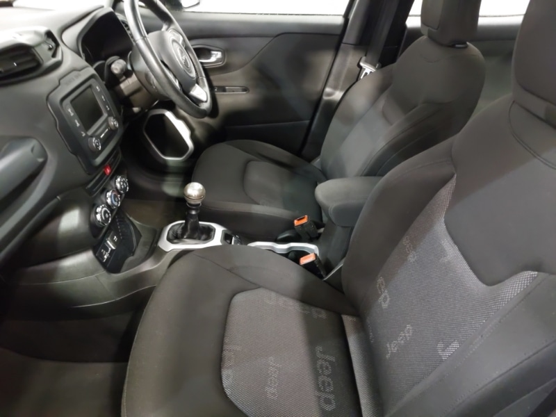Used Jeep Renegade 2015 for sale - 77815455: Photo 5