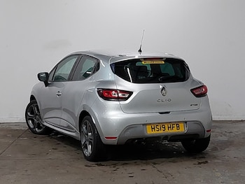 Used Renault Clio 2019 for sale - 76687725: Photo