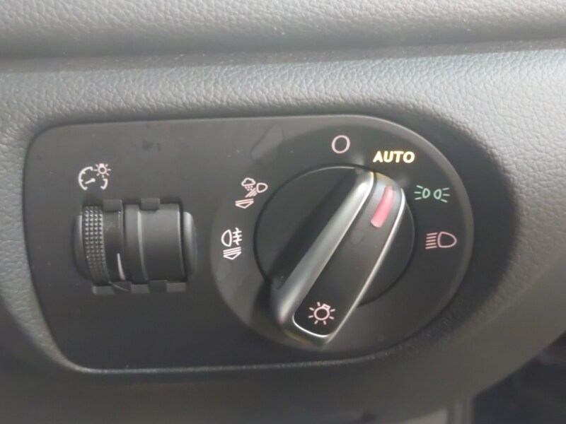 Used Audi Q3 2018 for sale - 78093796: Photo 15