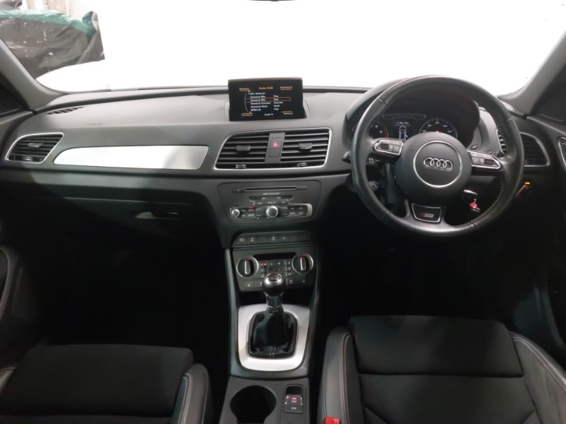 Used Audi Q3 2018 for sale - 78093796: Photo 2