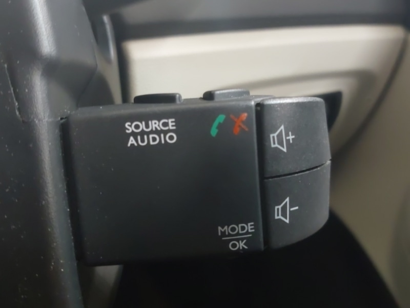 Used Renault Captur 2019 for sale - 78114099: Photo 19