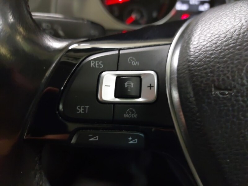 Used Volkswagen Golf 2013 for sale - 77605917: Photo 12