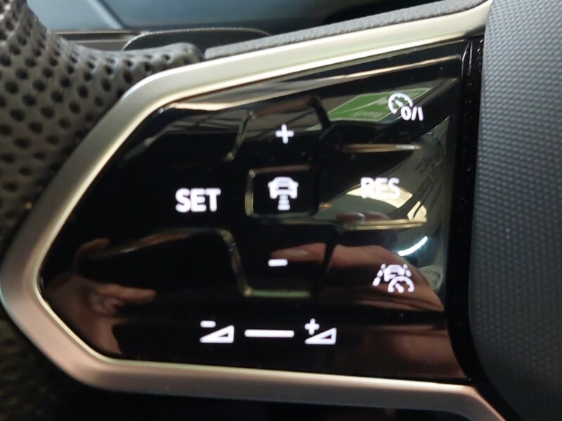 Used Volkswagen Tiguan 2023 for sale - 77517840: Photo 14