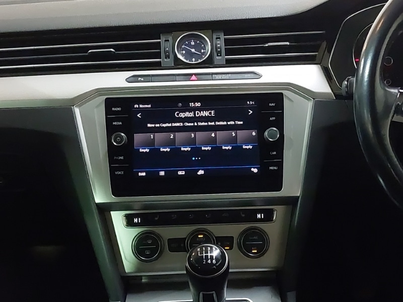 Used Volkswagen Passat 2018 for sale - 76498040: Photo 11