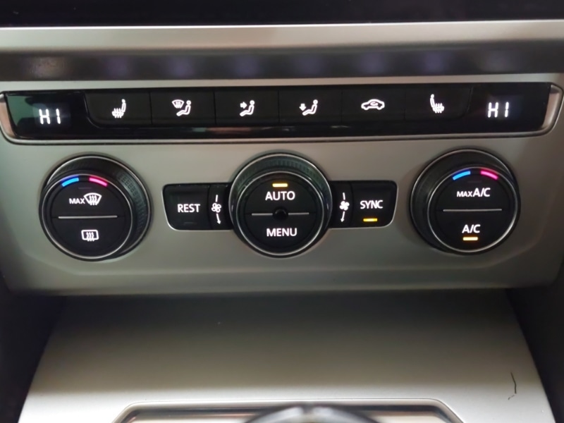 Used Volkswagen Passat 2018 for sale - 76498040: Photo 15