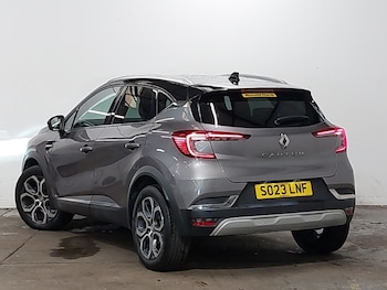 Used Renault Captur 2023 for sale - 79505676: Photo