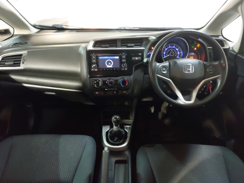 Used Honda Jazz 2018 for sale - 76294081: Photo 2