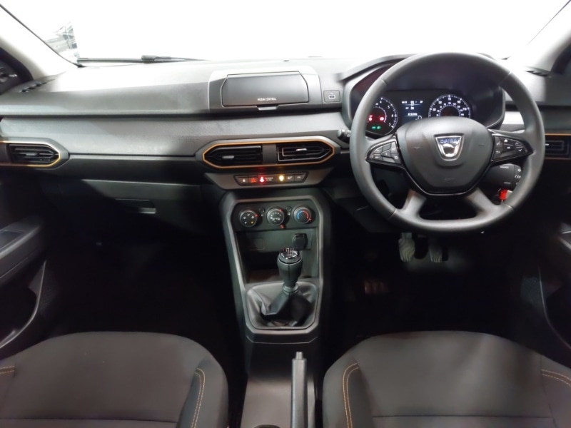 Used Dacia Sandero Stepway 2022 for sale - 77404998: Photo 2