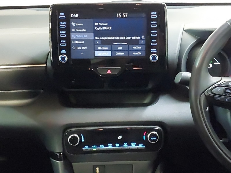 Used Toyota Yaris 2022 for sale - 76431627: Photo 11