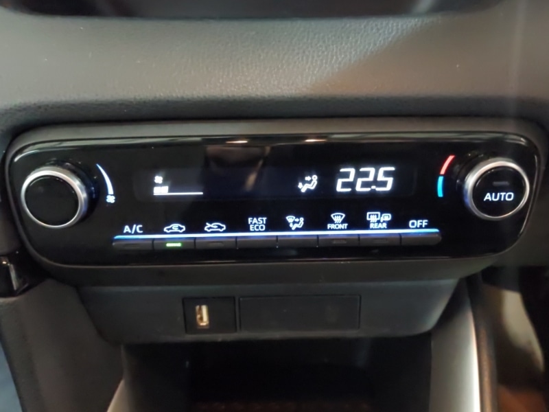 Used Toyota Yaris 2022 for sale - 76431627: Photo 17