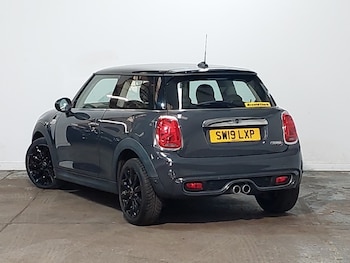 Used MINI Hatch 2019 for sale - 75599684: Photo