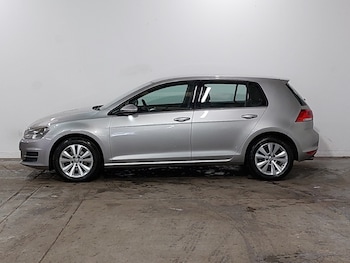 Used Volkswagen Golf 2013 for sale - 77660855: Photo