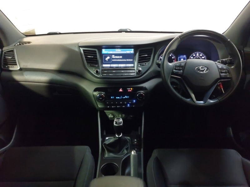 Used Hyundai TUCSON 2018 for sale - 76880112: Photo 2