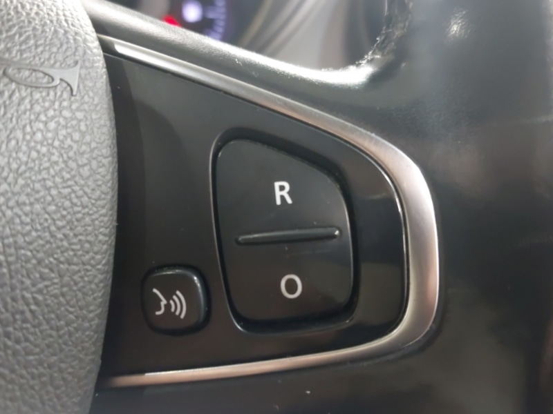 Used Renault Captur 2018 for sale - 77852371: Photo 12