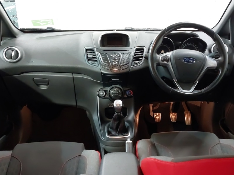 Used Ford Fiesta 2016 for sale - 77034942: Photo 2