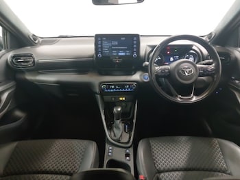 Used Toyota Yaris 2021 for sale - 78515615: Photo