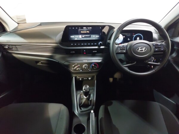 Used Hyundai i20 2025 for sale - 76268990: Photo 2