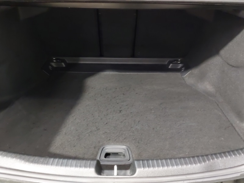 Used Mercedes-Benz C Class 2023 for sale - 76964060: Photo 8