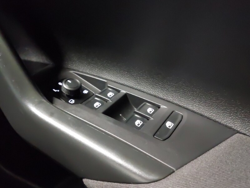 Used Volkswagen Taigo 2023 for sale - 77938988: Photo 18