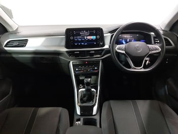 Used Volkswagen T-Roc 2023 for sale - 78238134: Photo