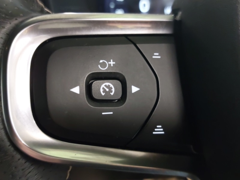 Used Volvo XC40 2020 for sale - 76567090: Photo 13