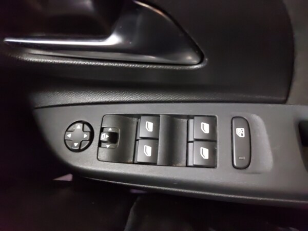 Used Vauxhall Corsa 2023 for sale - 76052779: Photo 19