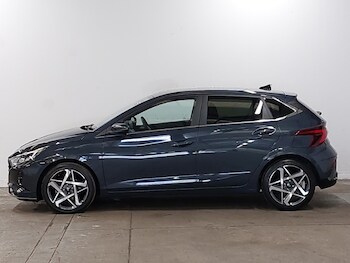 Used Hyundai i20 2024 for sale - 78202643: Photo