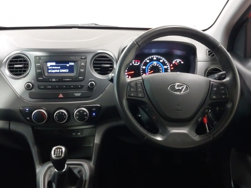 Used Hyundai i10 2019 for sale - 78147210: Photo 7