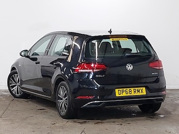 Used Volkswagen Golf 2019 for sale - 78884799: Photo