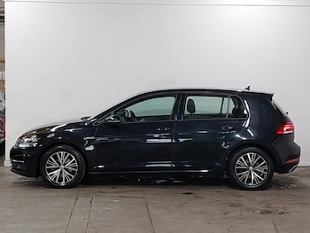 Used Volkswagen Golf 2019 for sale - 78884799: Photo