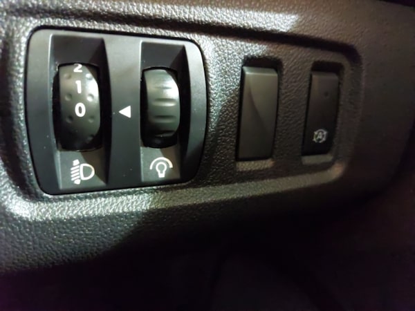 Used Renault Clio 2017 for sale - 76309263: Photo 18