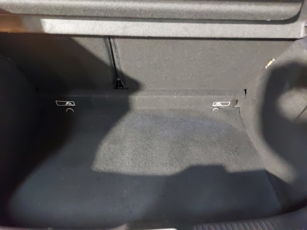 Used Renault Clio 2017 for sale - 76309263: Photo 8