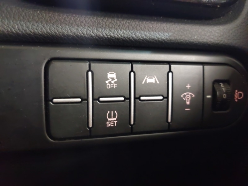 Used Kia XCeed 2023 for sale - 77304224: Photo 18