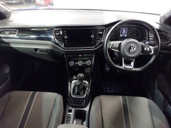 Used Volkswagen T-Roc 2021 for sale - 78783284: Photo