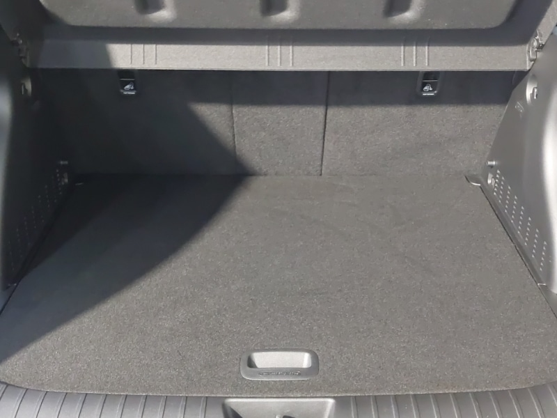 Used Hyundai KONA 2025 for sale - 76233347: Photo 8